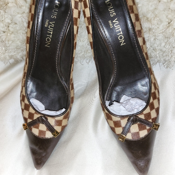 Louis Vuitton Mohair Damier Pointy-toe pumps - Picture 5 of 11
